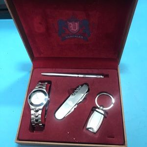 Versales watch+ accessories